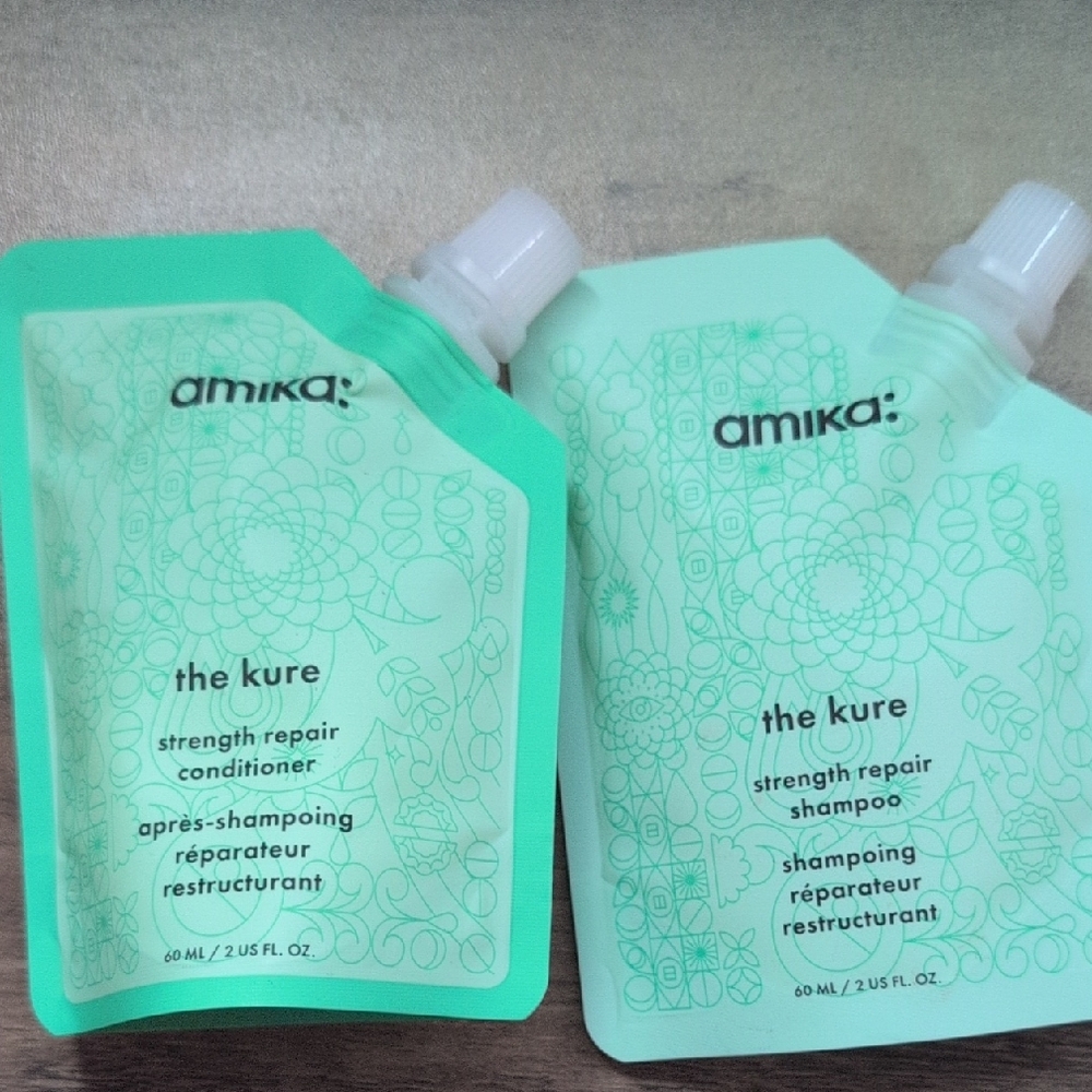 Amika The Kure Strength Repair Shampoo and Conditioner - Mint Green